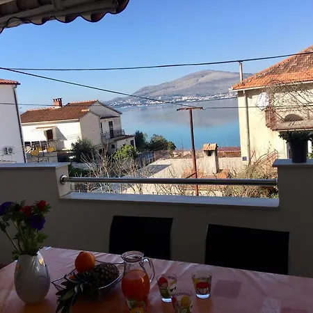 Apartman Mijic Trogir Exterior photo